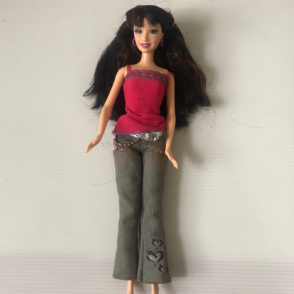 Courtney doll from the Barbie Diaries Vintage 2005 doll